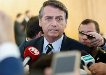 Após críticas de Bolsonaro, ministro suspende edital com séries LGBT